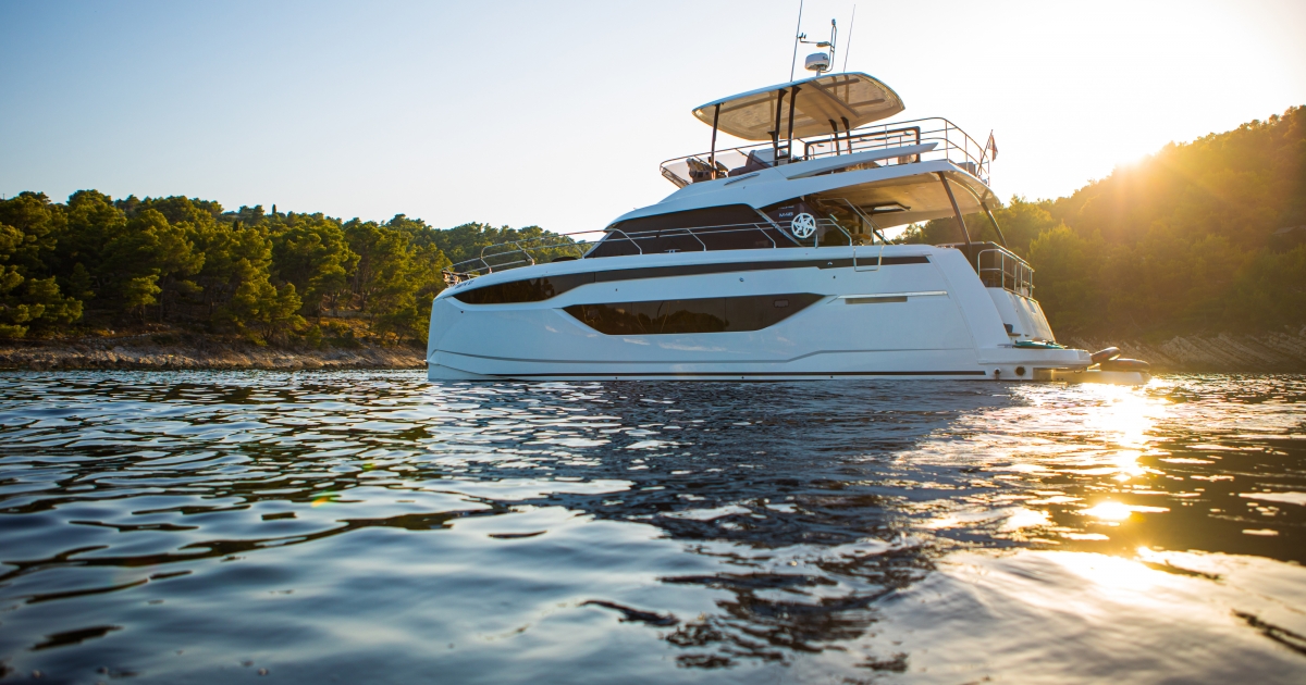 Prestige M48 | Denmar Yachting